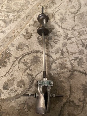 Extractor de piñón OTC Owatonna Tool Co No 944 resistente - ¡Bonito extractor! Foto 1 de 4