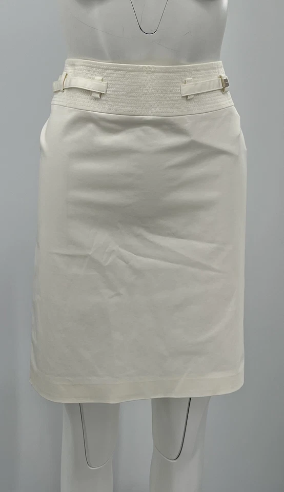 Falda Gucci 2006 blanca mezcla de algodón con cinturón sintético con logotipo encanto talla 42 Foto 1 de 4