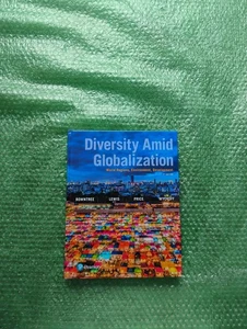 Diversity amid Globalization : World Regions, Environment, Development by... - Picture 1 of 2