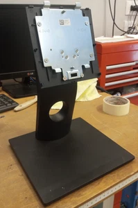 DELL OPTIPLEX 7440 AIO HALTERUNG (SCHWARZ) - Bild 1 von 3