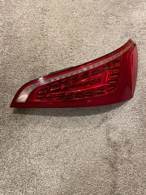 ✅ 2009 2010 2011 2012 AUDI Q5 PASSENGER RIGHT LIFT GATE LED TAIL LIGHT OEM - Image 1 of 4