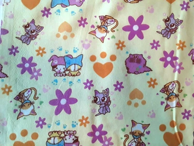 Seikodo Cotton Flannel Fabric Yellow w Flowers & Big-Eyed Kittens & Cats 44x2 Yd - Image 1 of 4