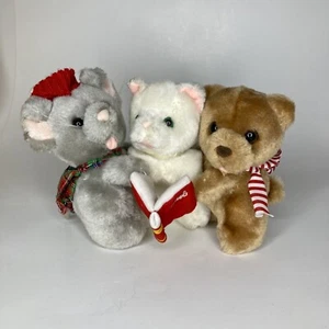 Vtg Russ Berrie & Co Christmas Plush Trio Mouse Cat Teddy Bear Carols D - Picture 1 of 9