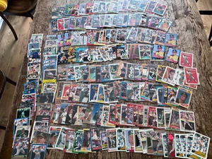 (200) Lot Assorted Mark McGwire Baseball Sports Cards w Some Oddball - Picture 1 of 8
