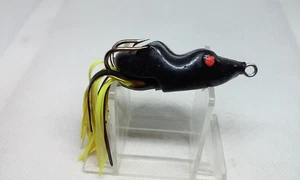 Señuelo de pesca Topwater suave sin malezas negro/amarillo rana a prueba de enganches de colección - Imagen 1 de 8