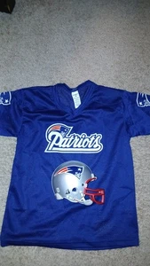 NFL - PATRIOTAS DE NUEVA INGLATERRA - CAMISETA JUVENIL - MINI CASCO MEDIANO Y RIDDELL - Imagen 1 de 8