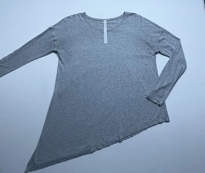 Blusa Lululemon Feminina Tamanho 6 To The Point Couro Cinza Algodão Assimétrico - Imagem 1 de 4