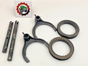 GM Dodge NP205 1 Lot Shifter Forks Collars Shift Rails OEM - Foto 1 di 12