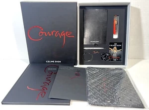 Celine Dion Courage Concert World Tour 2019 VIP Merchandise Box Set Completo - Foto 1 di 17