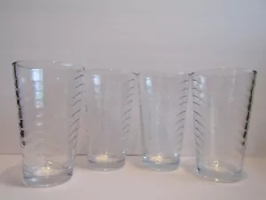 Libbey HIGH WAVE Set di 4 bicchieri da bere ondulati 5 7/8" - supporti 16 once - Foto 1 di 4