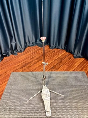 Suporte Hi-Hat Slingerland 804 Vintage Direct-Pull Flush-Base, Modificado - Imagem 1 de 4