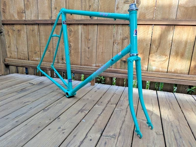 Cuadro de rueda vintage 1988 FUJI Tivoli 700C 61 cm 100/126 mm Tange CrMo  Foto 1 de 4