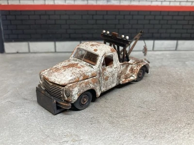 1949 Studebaker Tow Truck Rusty Weathered Custom 1/64 Diecast Barn Find Wrecker - Image 1 of 4