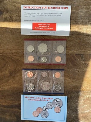 1994 US Mint 10 Coin Uncirculated Set Complete Philadelphia & Denver OGP & COA - Image 1 of 3