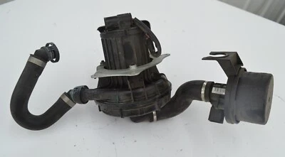 宝马 E46 E60 E63 3/5/6 系列 X3 X5 烟雾排放二次空气真空泵 原始设备制造商 — 第 1/4 张图片