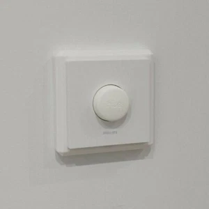 Philips Hue Smart Button UK Lichtschalter Konverter - Adapter - Abdeckung - Bild 1 von 6