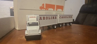 Remolque tractor de carga Winross Dicast Carolina camión doble Foto 1 de 4