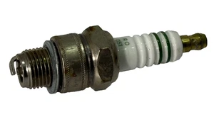 Bosch W7A W175T1 051 ZÜNDKERZE SPARK PLUG New Neu - Picture 1 of 4