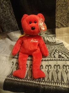 TY Original BEANIE BABY - Hamley - Oso Rojo - CON PROTECTOR DE ETIQUETA 77d - Imagen 1 de 6