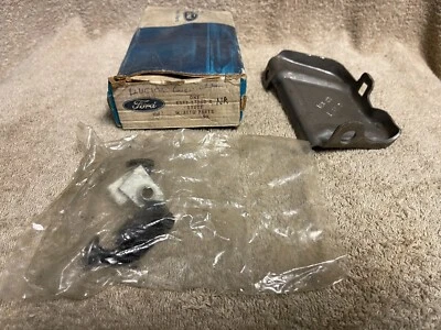 NOS FORD E1FZ-17980-A 1981 1982 ESCORT EXP MERCURY LYNX FRONT RH BUMPER BRACE - Image 1 of 4