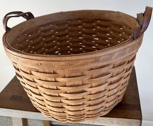 1995 Longaberger Large Fruit (Apple) Basket w/2 Double Leather Handles - Picture 1 of 6