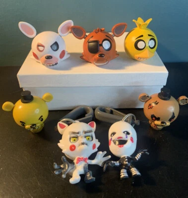 Lote de 7 cabeças de vinil Funko Five Night's at Freddy's personagens - Imagem 1 de 4