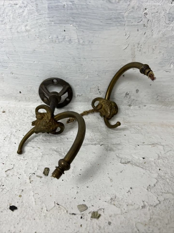 1920s 1930s / Rams Head Pair Arm Wall Sconce For Restoration Cover