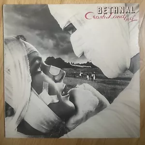 Bethnal Crashed Landing 10 Track Vinyl Album New Wave - Imagen 1 de 2