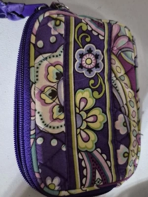 Bolso pequeño con cremallera Vera Bradley patrón brezo púrpura floral cachemir Foto 1 de 3
