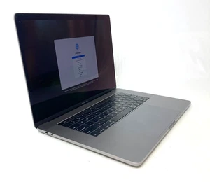 APPLE MACBOOK PRO 15" 2017 A1990 i7-8850H 2.6GHZ 16GB 512GB SSD CYCLE COUNT 79 - Afbeelding 1 van 11