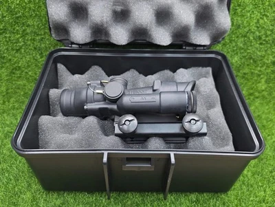 Mira para rifle Trijicon ACOG 4x32 LED Illum con LED rojo .223 Chevron - TA02-D-100393 Foto 1 de 4