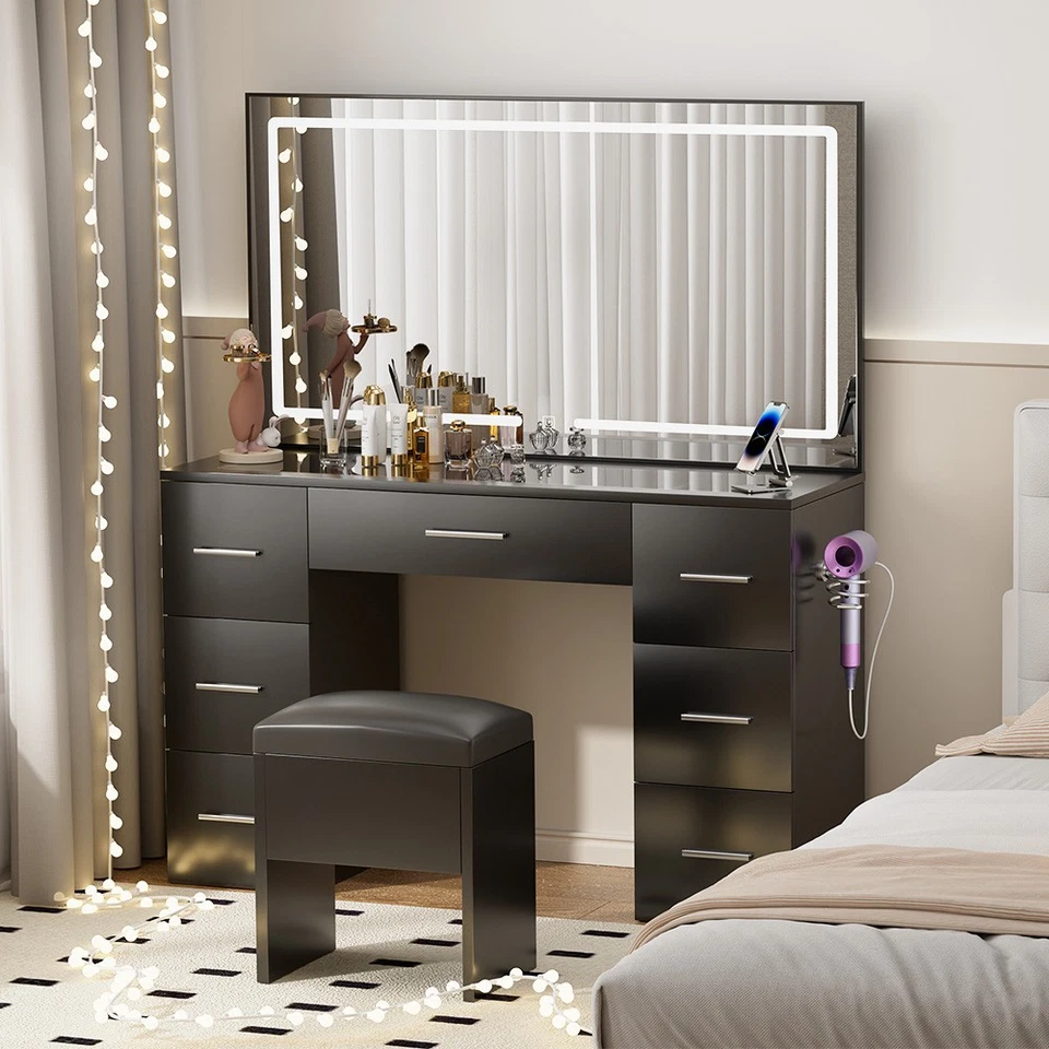 Juego de tocador de maquillaje negro de 46"" con espejo grande iluminado por LED y toma de corriente Foto 1 de 4