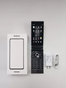Original SAMSUNG SM-W2019 flagship 256GB/128GB Android10 Unlocked 4G Flip phone - Picture 1 of 13