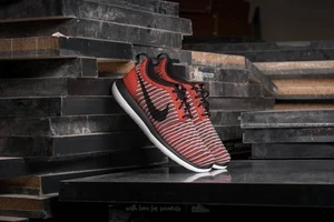 Nike ROSHE TWO FLYKNIT Max Orange/Black-Wolf Grey Big Kids Shoes Size 5.5 - Picture 1 of 4