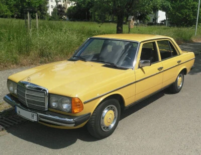 Mercedes Benz 200 (W123) 1982 - Bild 1 von 4