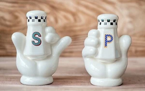 Disney Mickey Mouse Hands Salt And Pepper Shakers Pfaltzgraff - Picture 1 of 8