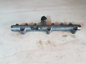 Bosch Diesel Fuel Rail Assy for Hyundai KIA Sorento 2.5L CRDI 0445214198 4A450 - Picture 1 of 7
