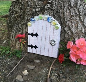 Fancy Fairy Door White Wooden Gnome Garden Rhinestones Glass Blue Green Yellow - Picture 1 of 4