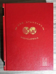 New Standard Encyclopedia - M Volume 9 - 1999 - Bild 1 von 4