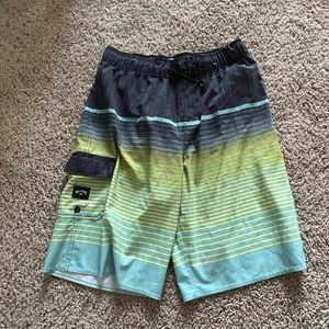 Billabong Boys Board Shorts Size L Mesh Liner - Picture 1 of 2
