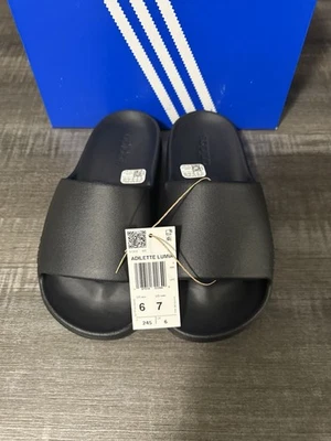 Adidas Adilette Lumia Slides Unisex M6/W7 Foto 1 de 4