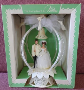 De colección 1960 Wilton BODA PASTEL TOPPER en Caja Novia Novio Campana Velo Alambre Bola Arco - Imagen 1 de 13