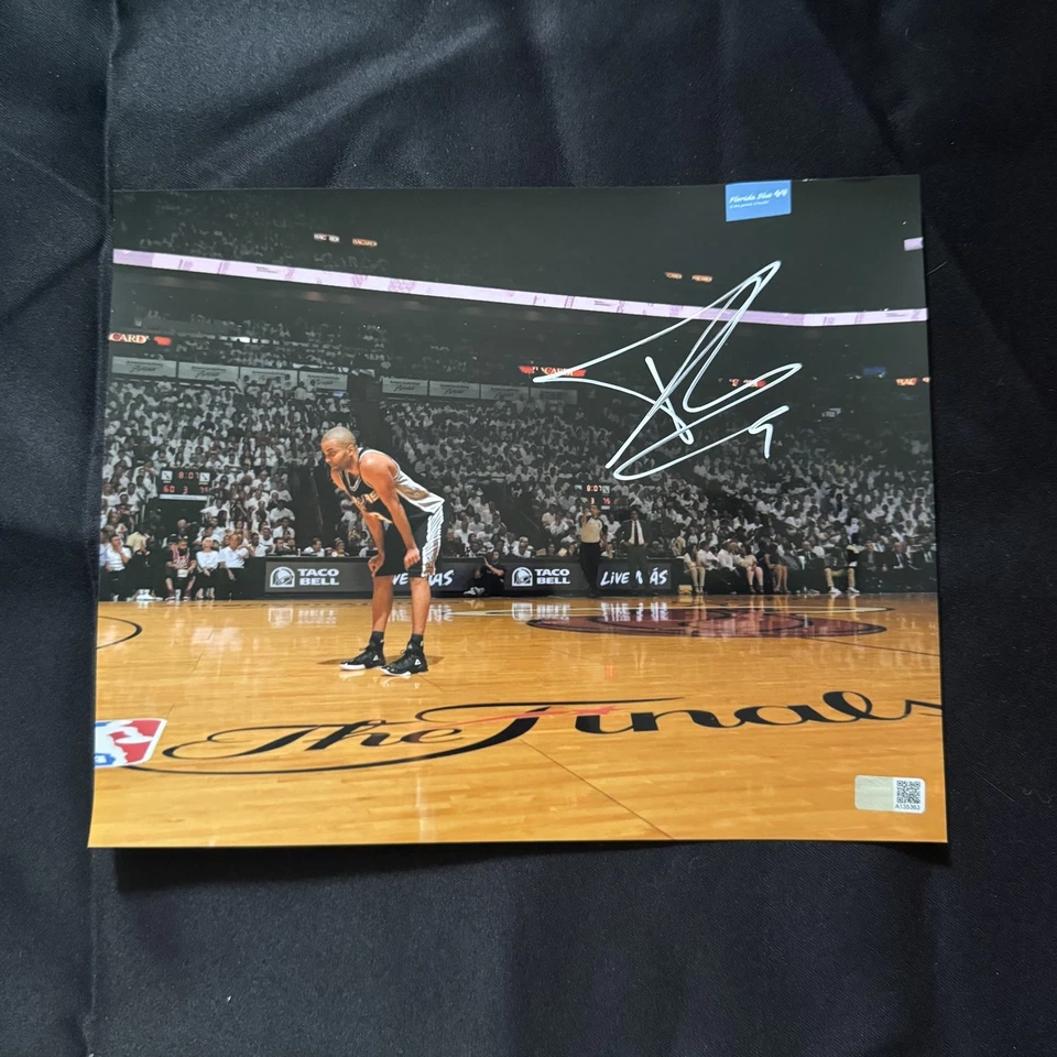 Фотография Тони Паркера с автографом Spurs 8x10 Steiner с сертификатом подлинности - Изображение 1 из 1