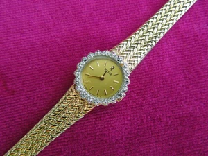 Pulsar watch by Seiko lady's V400-LA 56A dressy gold tone diamond watch - Picture 1 of 12