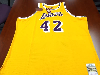 MITCHELL & NESS NBA LOS ANGELES LAKERS JAMES WORTHY SWINGMAN JERSEY 5XLT - Image 1 of 4