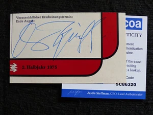 KLAUS KINSKI signed Autogramm 4,3x2,7 Autogramm Papier ACOA COA - Bild 1 von 2