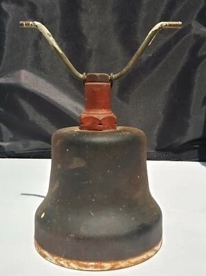 Antigua campana de barco náutico Foto 1 de 4