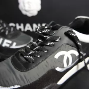 CHANEL SNEAKER SCHWARZ WEISS / LEDER NYLON - Bild 1 von 11
