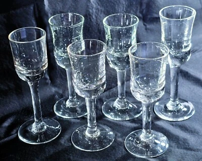 Rarität Vint. 8 antike Schnapsgläser Stamperl mit Stiel ca. 12 - 13 cm Hand made - Bild 1 von 4