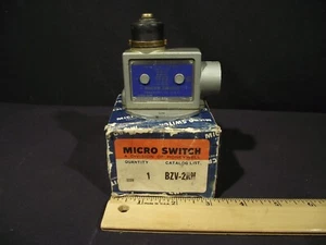 MICRO SWITCH Limit switch. B2V-2RN New Old stock - Picture 1 of 4